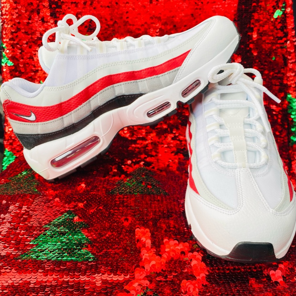 🔥NIKE AIR MAX 95🔥 - Picture 3 of 11